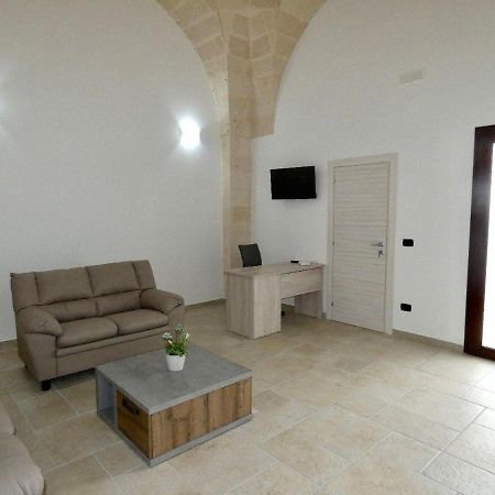 B&B La Piazzetta Fragagnano Exterior photo